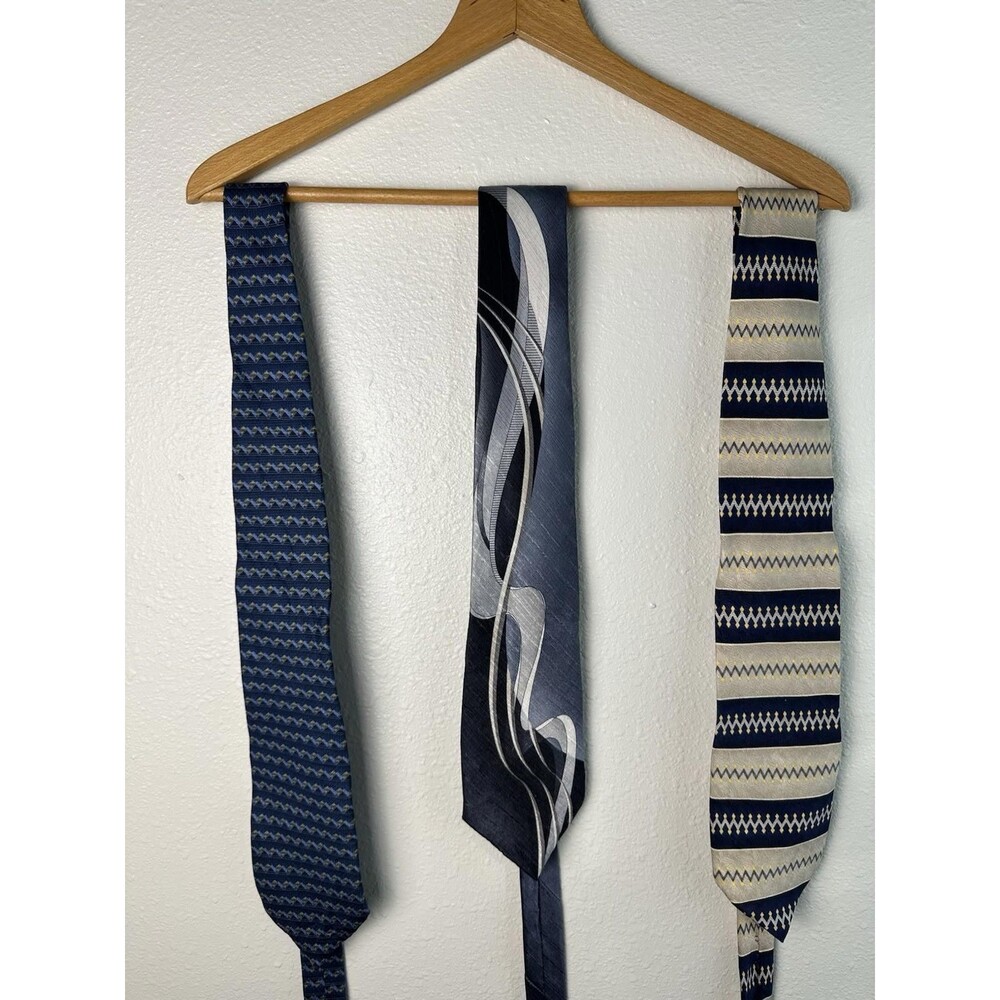 Lot of 3 Silk Ties, Navy Color Family, Barrington, David Taylor & Valerio Garati